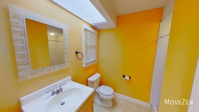 Building Photo - 6017 Whittier Dr