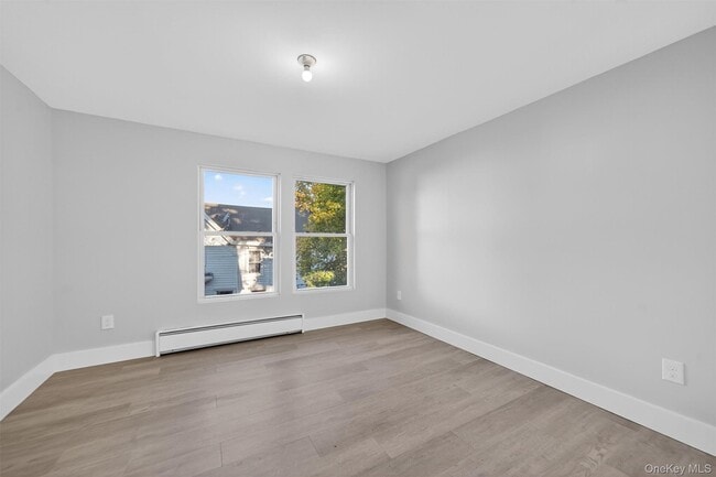 Building Photo - 12 N Church St