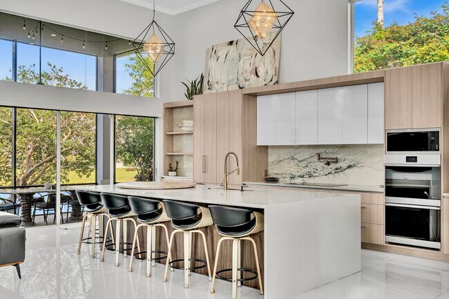 Building Photo - 6485 NW 32nd Way