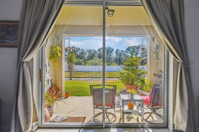 Building Photo - 2123 Laceflower Dr