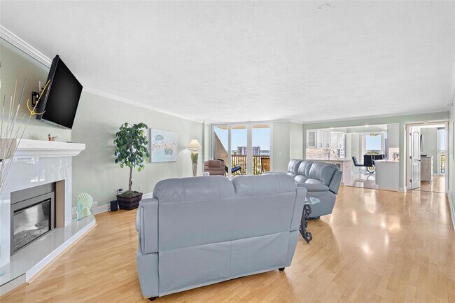 Building Photo - 1660 Gulf Blvd