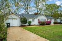Building Photo - Beautifully Maintained 3/3 Home with Over ...