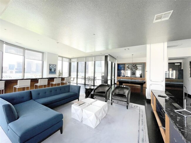 Building Photo - 1409 Post Oak Blvd