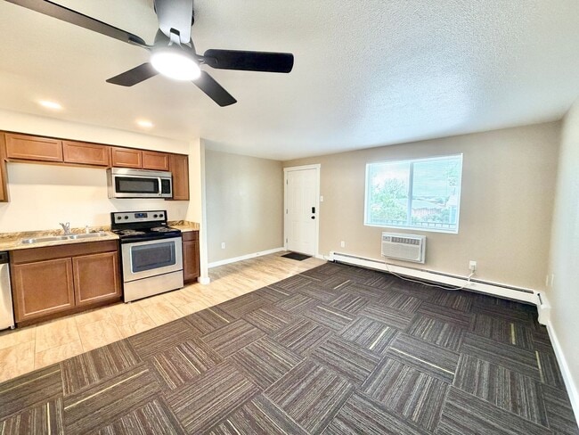 Interior Photo - Steel City Flats