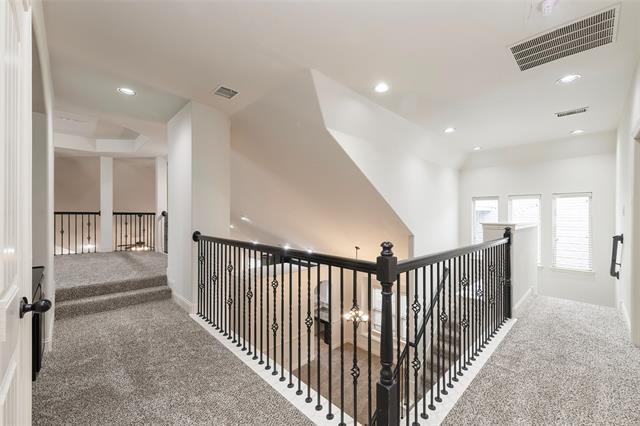 Building Photo - 15113 Mount Evans Dr