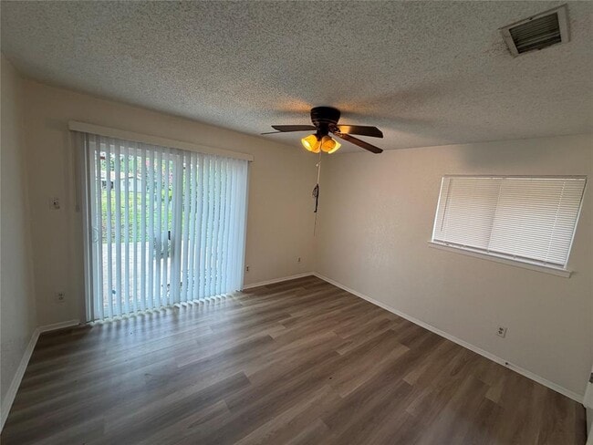 Building Photo - 1309 Radam Cir