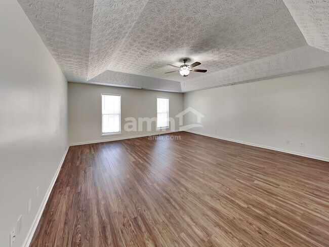 Building Photo - 169 Maxton Ave