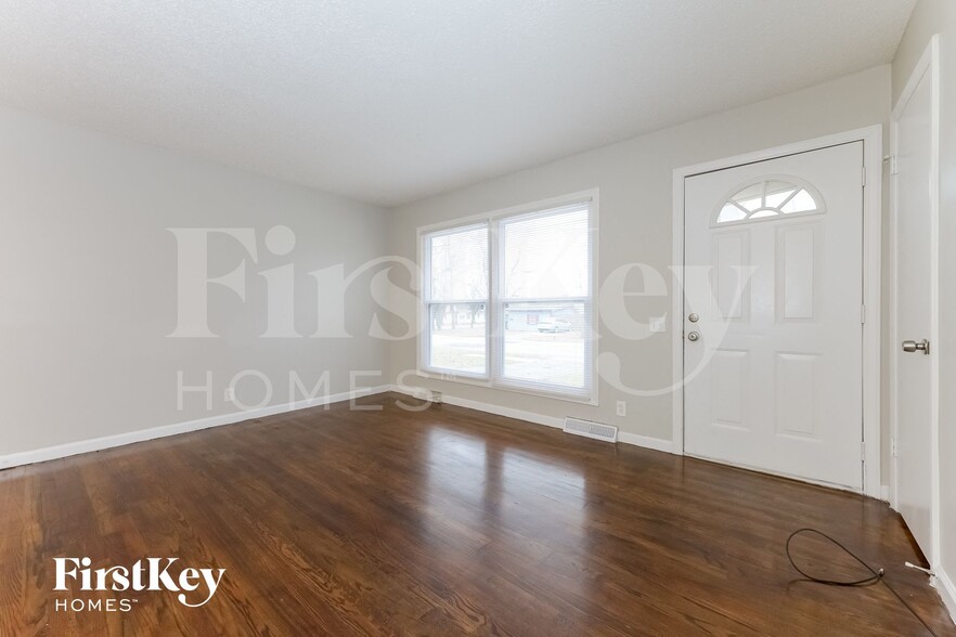 Building Photo - 210 Berry Ave