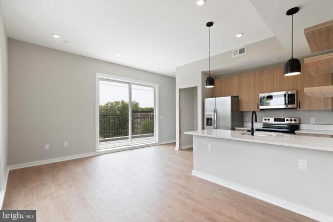 Building Photo - 308 W Chelten Ave