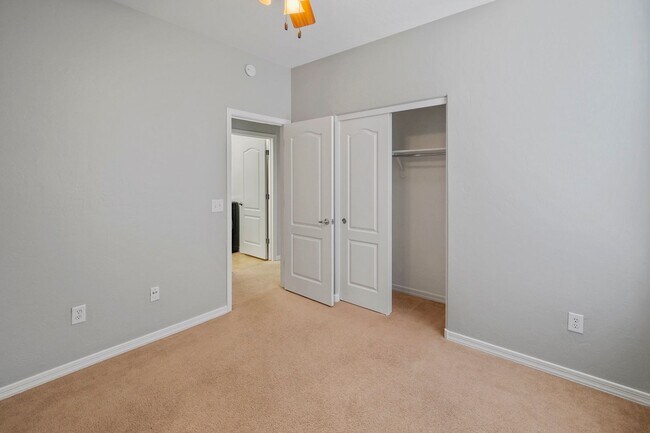 Building Photo - Stylish 4-Bedroom Rental in Rancho Sahuari...