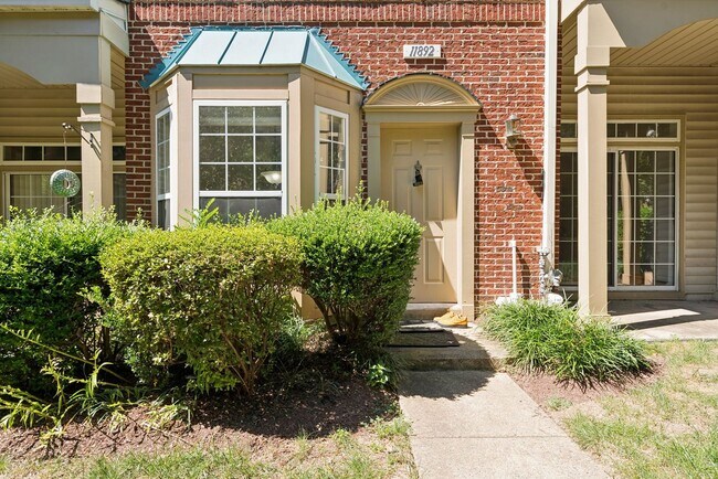Building Photo - 11892 Breton Ct