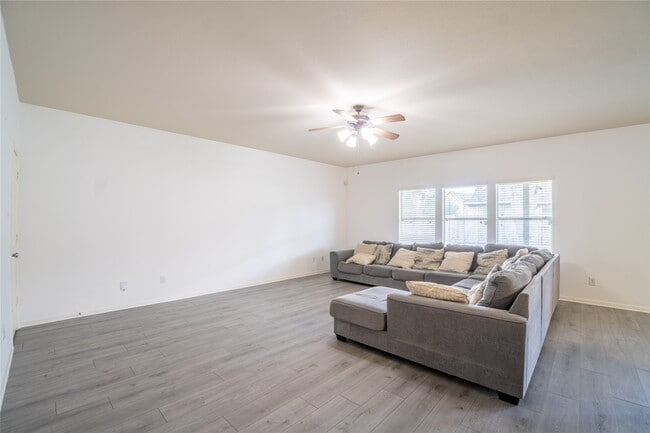 Building Photo - 21603 Crest Peak Way