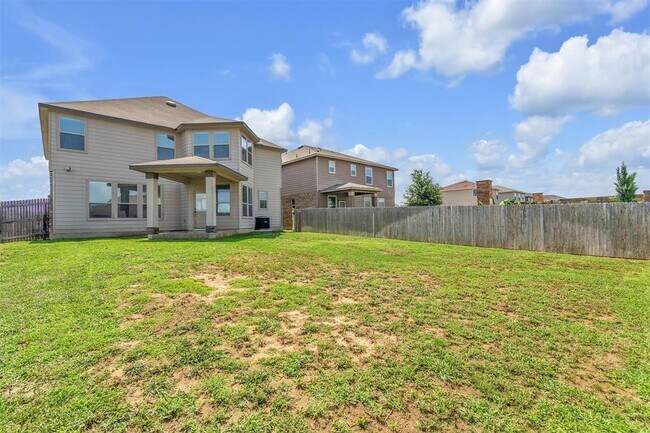 Building Photo - 3894 Bentwood Way