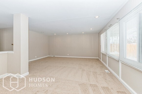 Building Photo - 15237 Ridgeway Ave