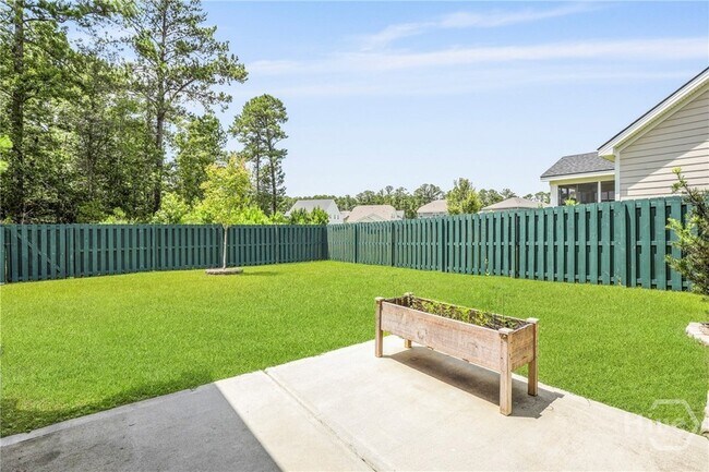 Building Photo - 216 Wexford Dr