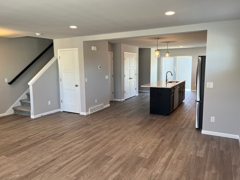 Building Photo - 2024 Tori Frost Dr