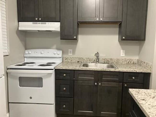 Primary Photo - Newly Updated Apartments - Affordable and Close to Everything!