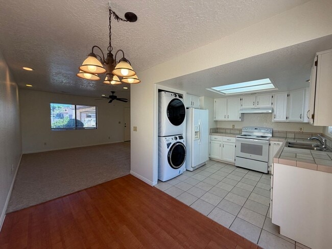Building Photo - UPGRADED TWO BEDROOM UNIT AVAILABLE FOR RENT!