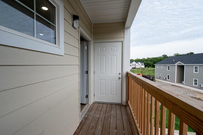 Building Photo - 109 Spring Meadow Path