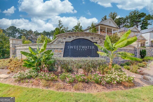 Building Photo - 1325 Lyon Wy Dr