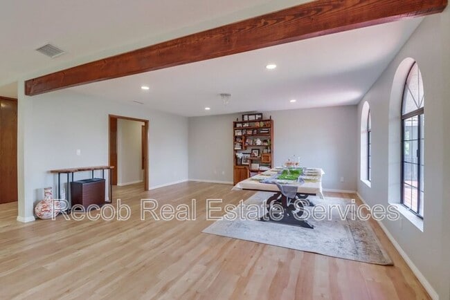Building Photo - 3289 Altoro Ln