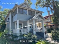 Building Photo - 426 10th Ave NE