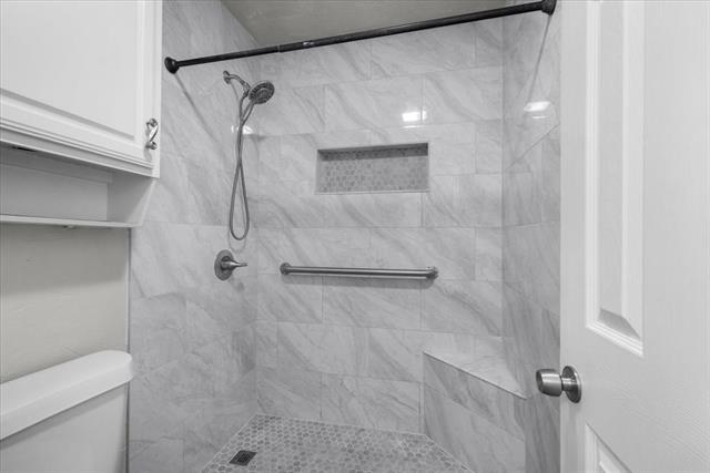 Building Photo - 6901 Red Fox Trail