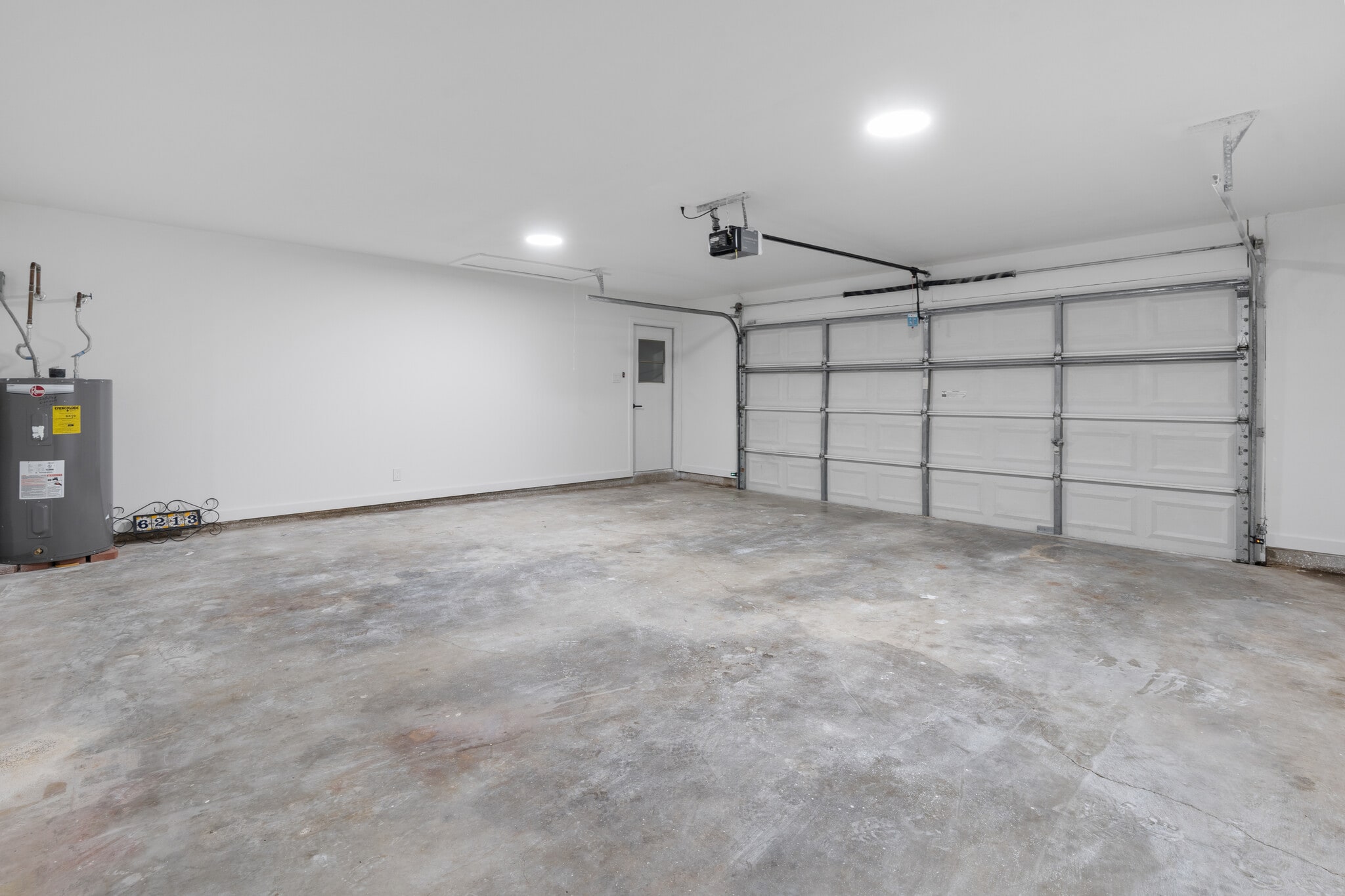 Building Photo - 6213 N 17th St