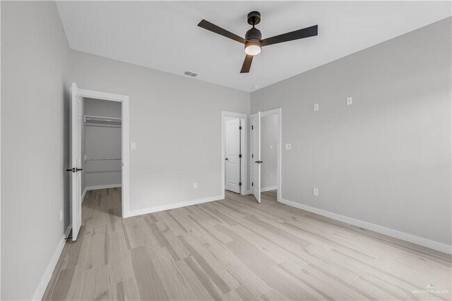 Building Photo - 24 N 24th St