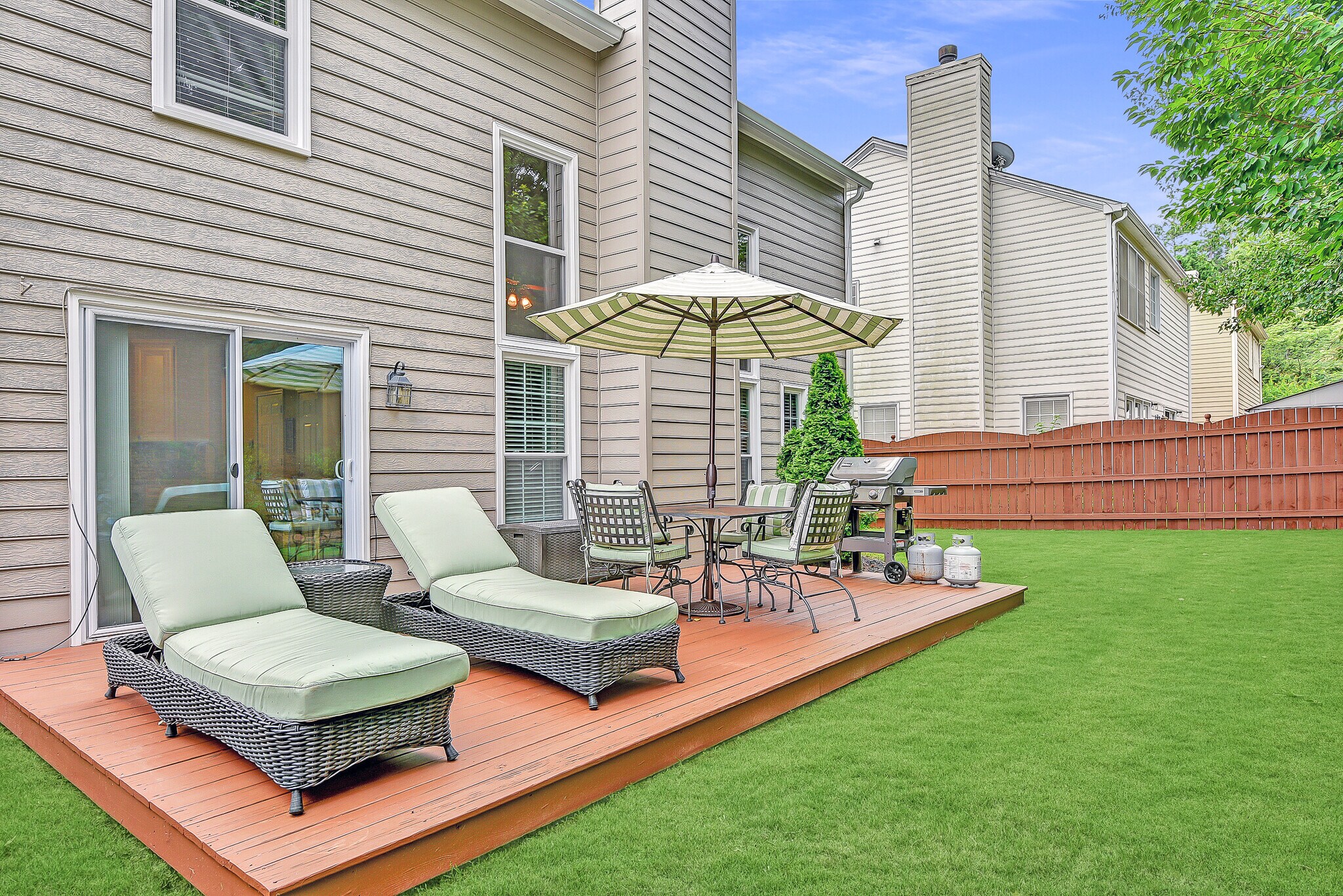 Building Photo - 6165 Pattingham Dr