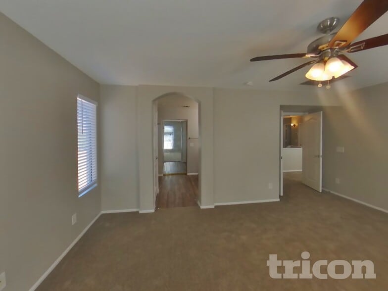 Building Photo - 21201 N Conlon Rd