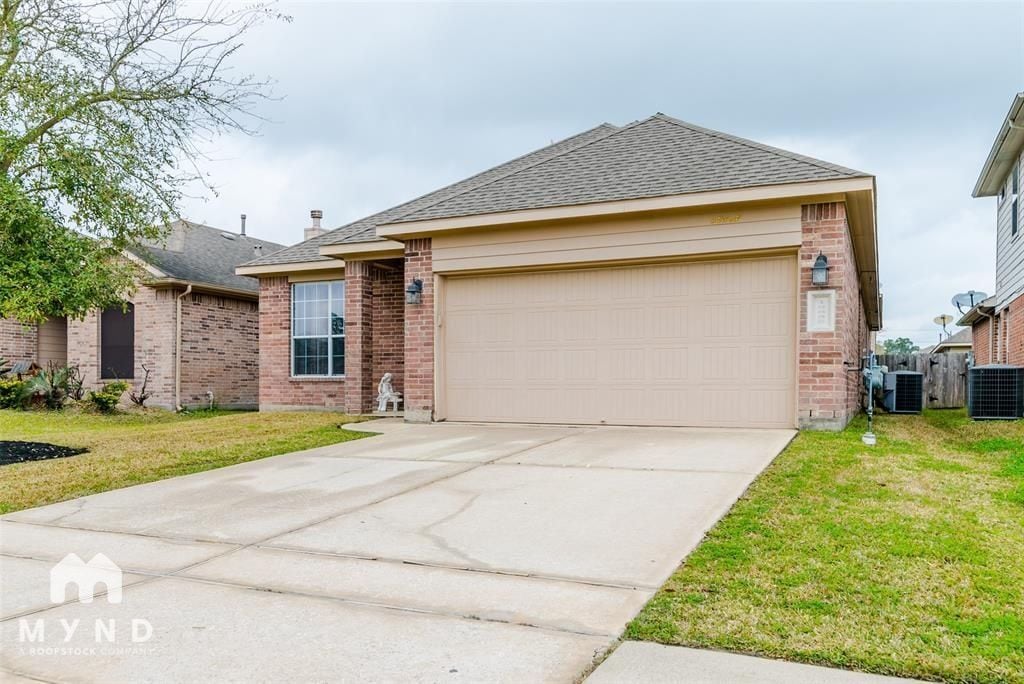 Building Photo - 15835 Marble Bluff Lane