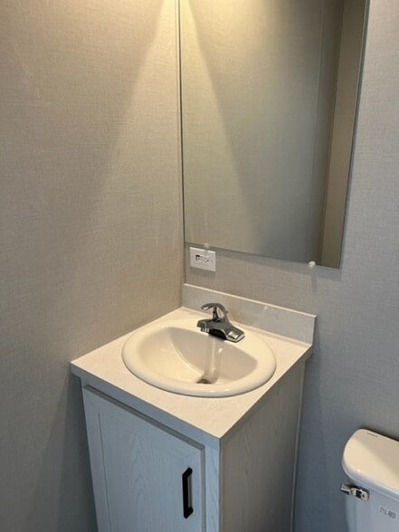 Lot 3 Bathroom - Garfield Oaks