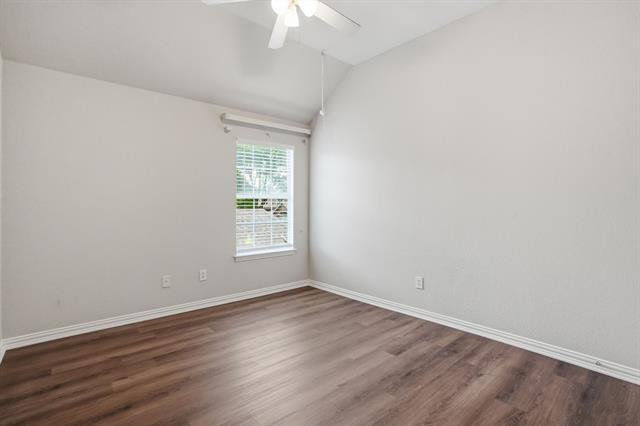 Building Photo - 1013 Elmgrove Ct