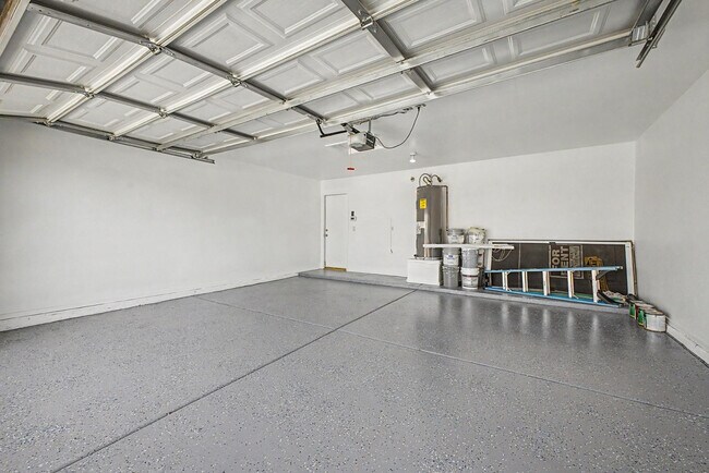 Building Photo - 7043 W Phelps Rd