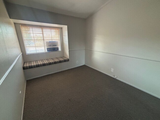 Building Photo - 22832 Banyan Pl