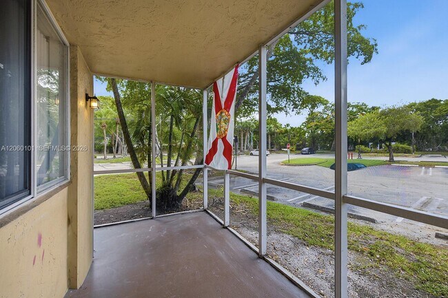 Building Photo - 4045 W McNab Rd