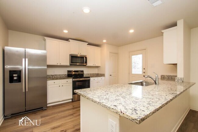 Building Photo - Coming Soon!