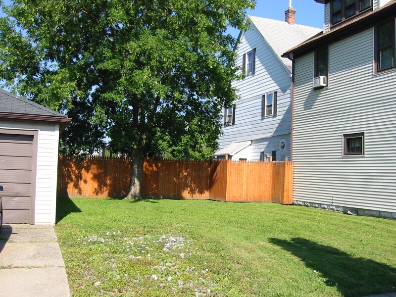 Building Photo - 91 Laverack Ave