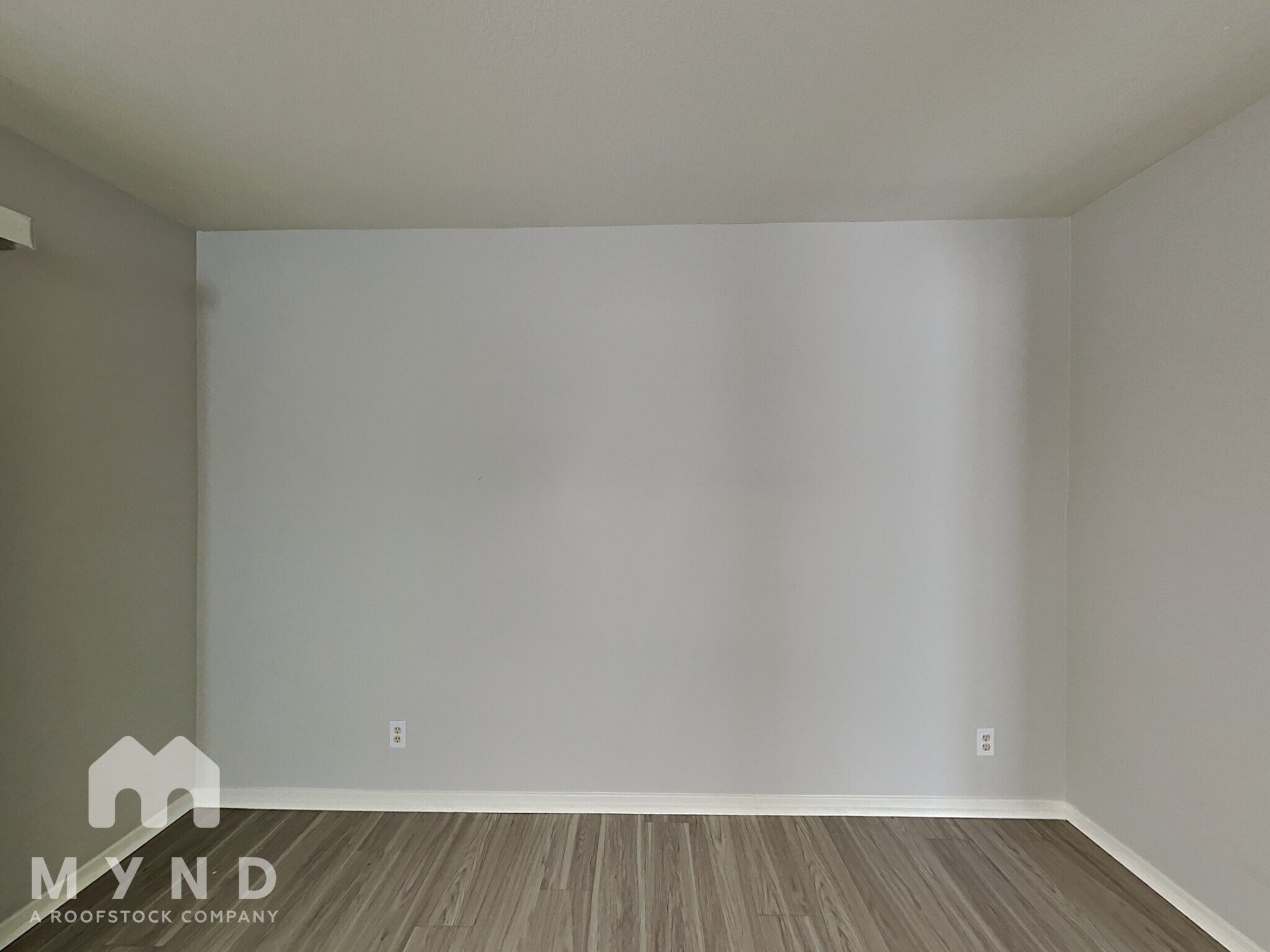 Building Photo - 1567 S Christy Ln