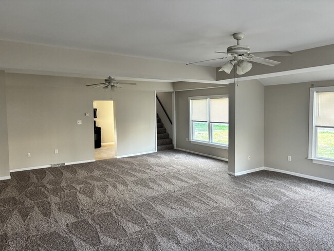 Building Photo - 174 S Burlington St