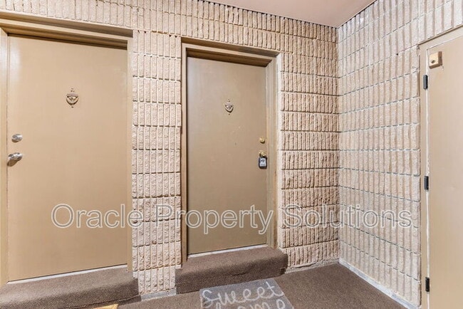 Building Photo - 6085 Majors Ln