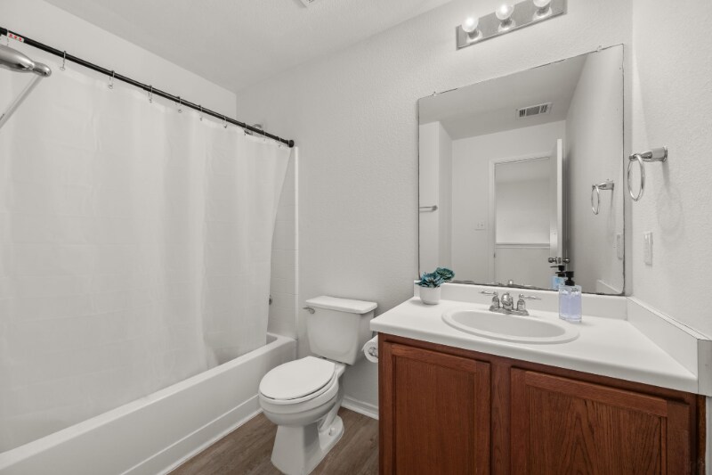 Building Photo - 1189 Shadow Creek Blvd