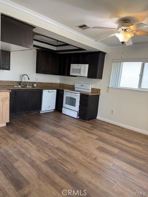 Building Photo - 1586 Border Ave