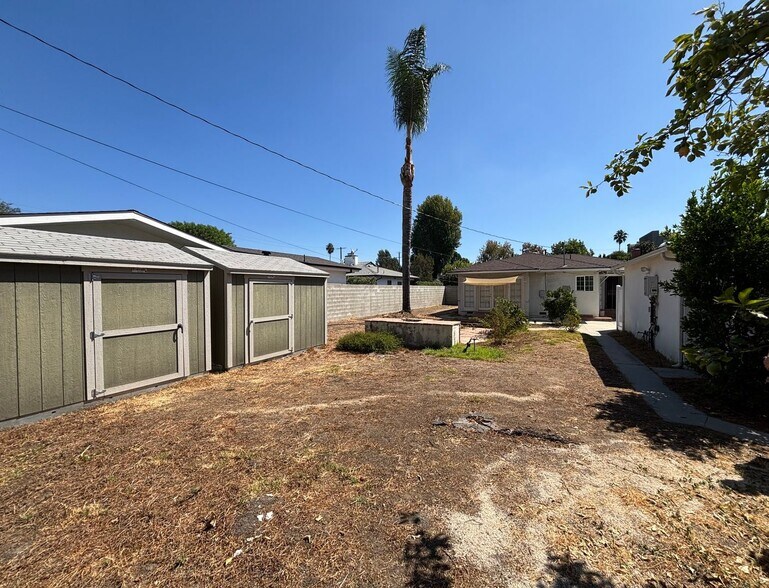 Building Photo - Bright 2-Bedroom Valley Village Home with Large Backyard, Central A/C & Private Driveway — $3,995...