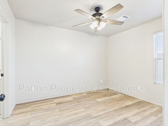 Building Photo - 10524 Tierra Sta. Dr