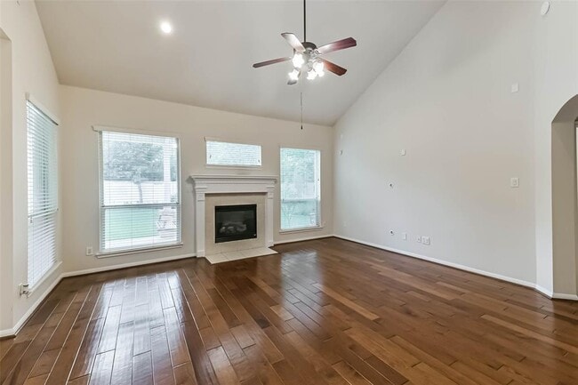 Building Photo - 12935 Bedford Falls Dr