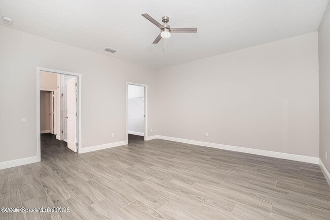 Building Photo - 2281 Ramsdale Dr SE