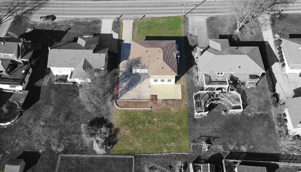 Aerial - 639 Scenery Dr