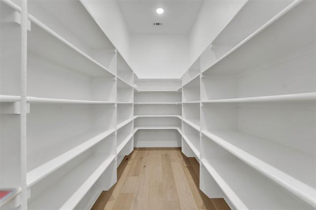 Building Photo - 5500 Pooley Ln
